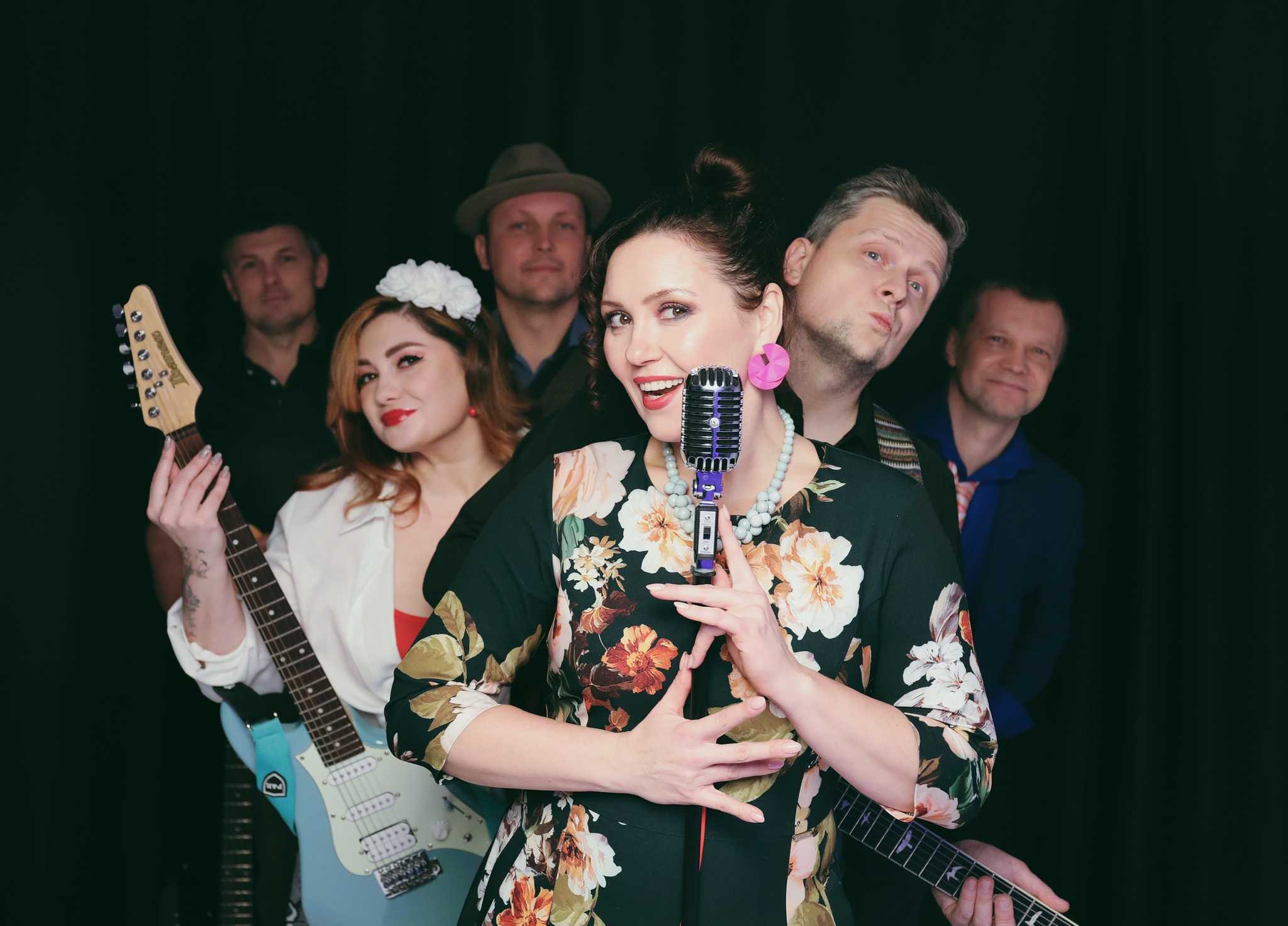 After 5 — live performance 6